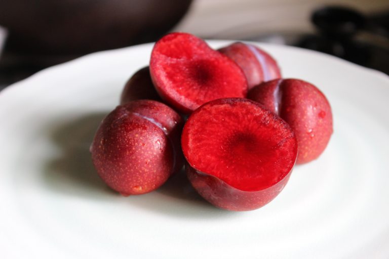 島イロ図鑑 スモモ